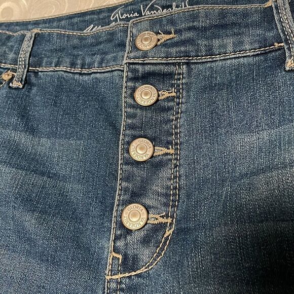 Gloria Vanderbilt All-around Slimming Effect button fly Rail Straight crops 16 - Picture 5 of 15